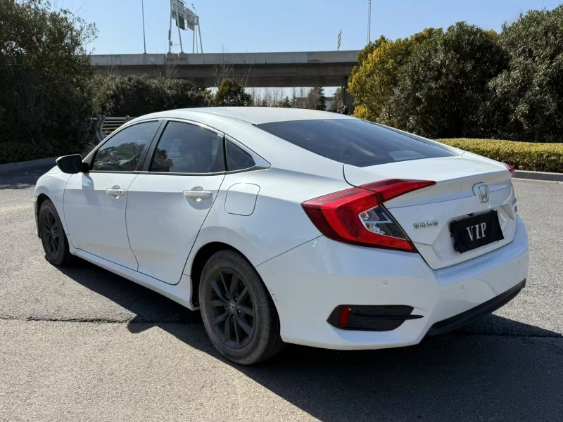 盐城19年本田思域4