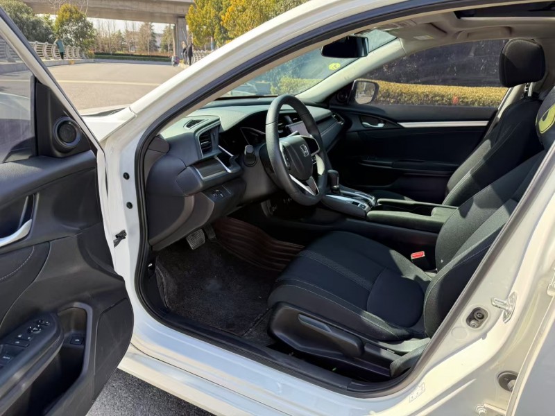 盐城19年本田思域7