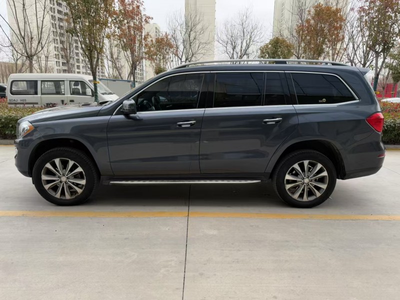 济宁14年奔驰GL8