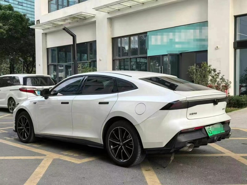深圳23年長安汽車UNI7