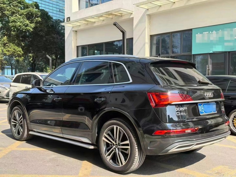 深圳21年奧迪Q58