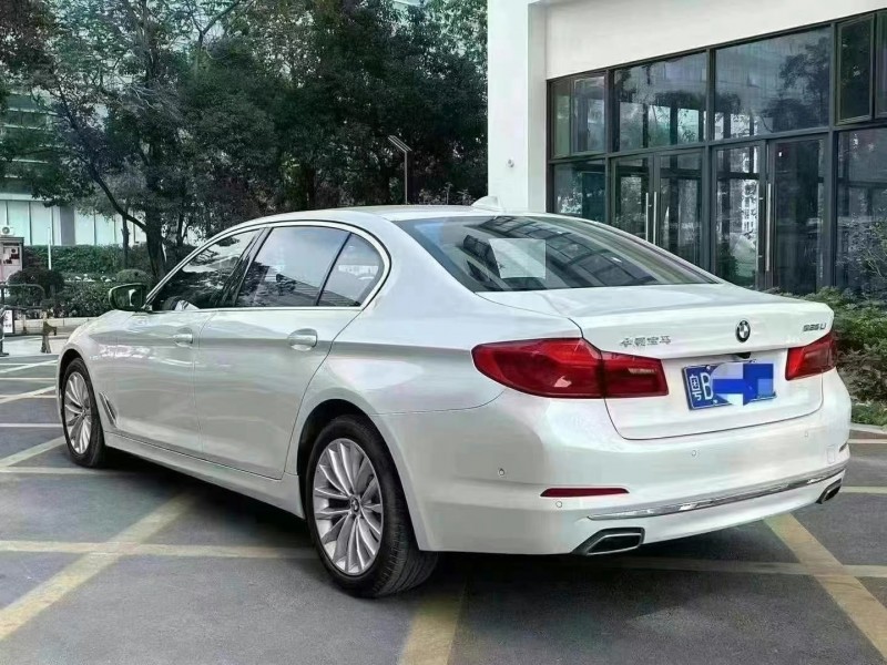 深圳20年寶馬5系8
