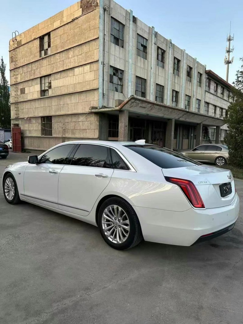 烏海18年凱迪拉克CT65