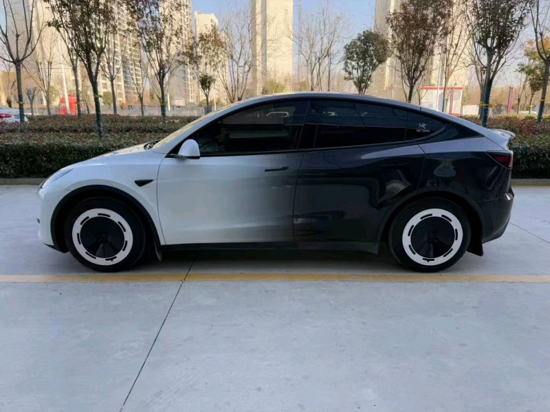 濟寧23年特斯拉MODEL Y5