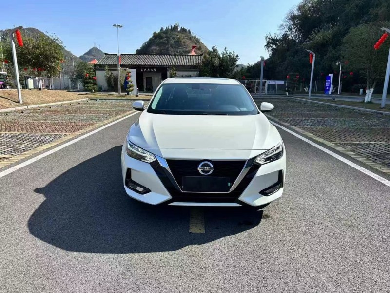 貴陽22年日產軒逸1