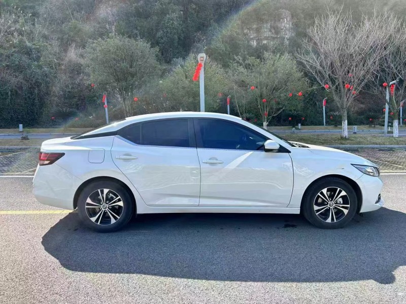 貴陽22年日產軒逸7