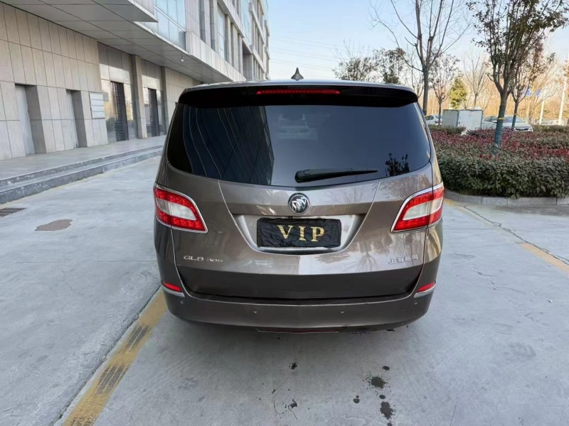 济宁12年别克GL89