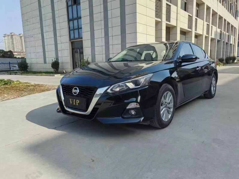 襄陽21年日產天籟3