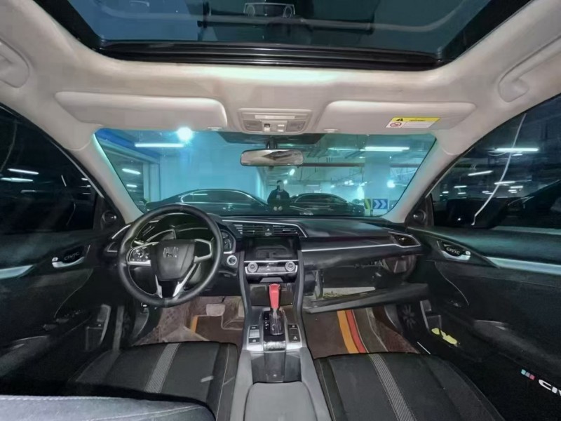 成都20年本田思域2