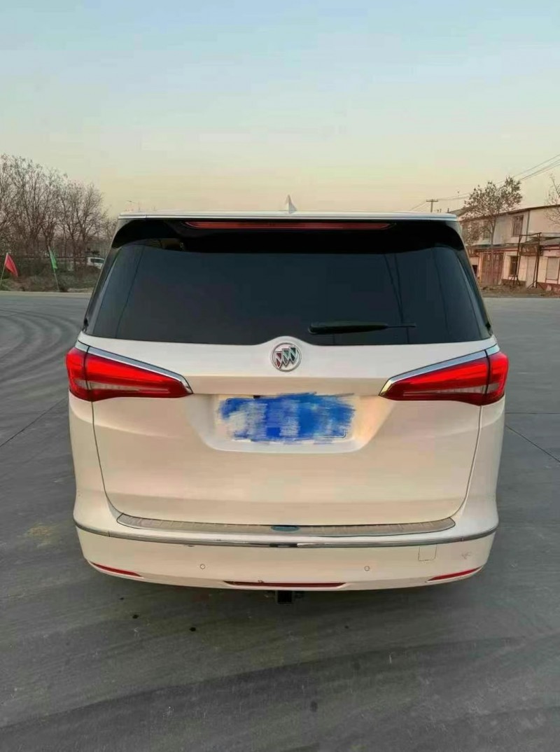 枣庄19年别克GL89