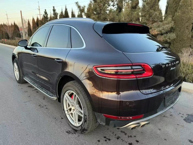 東營16年保時捷Macan6