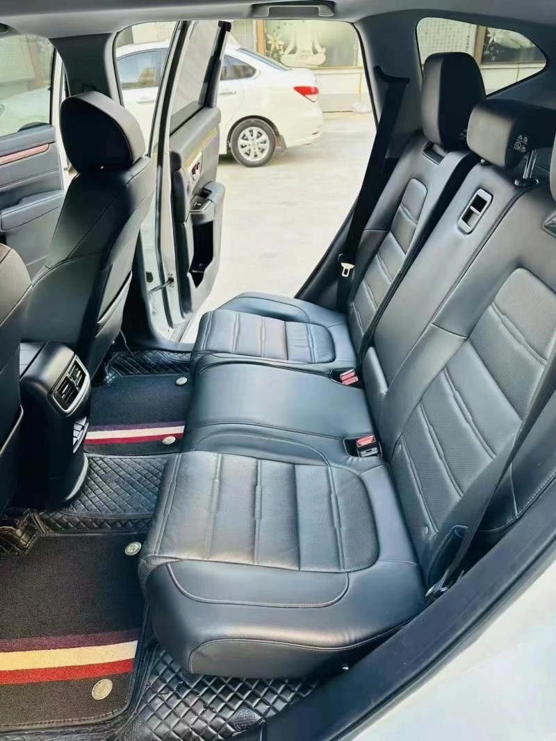 济宁22年本田CRV6