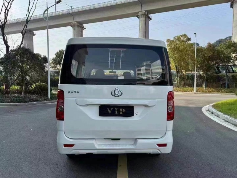衢州23年長安汽車睿行4