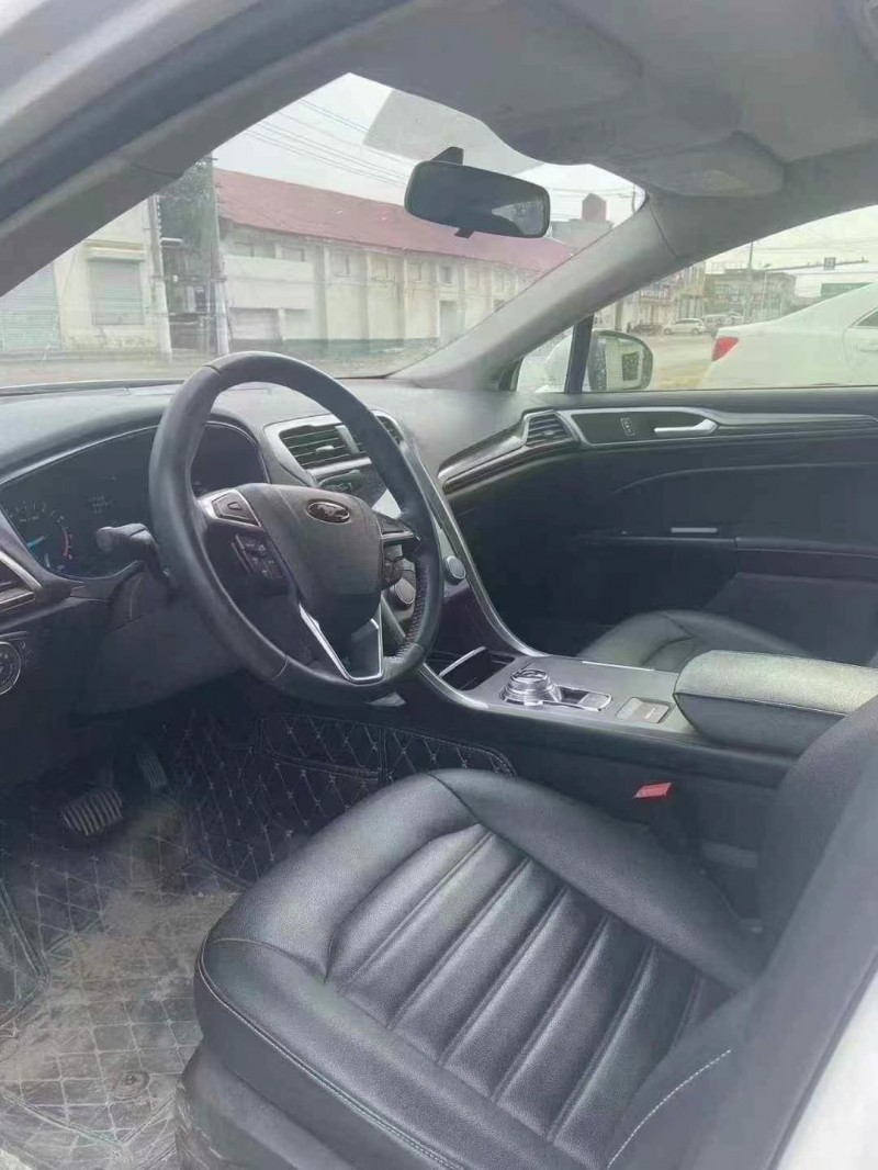 保定19年福特蒙迪欧5