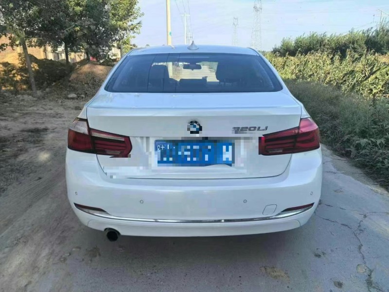 保定17年宝马3系9