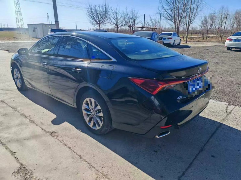 保定21年丰田亚洲龙7