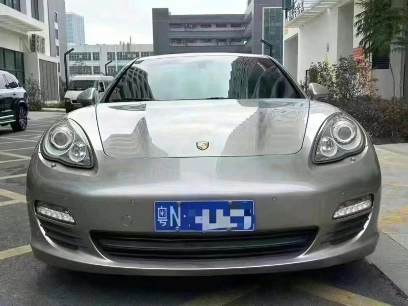 深圳12年保時捷帕拉梅拉1