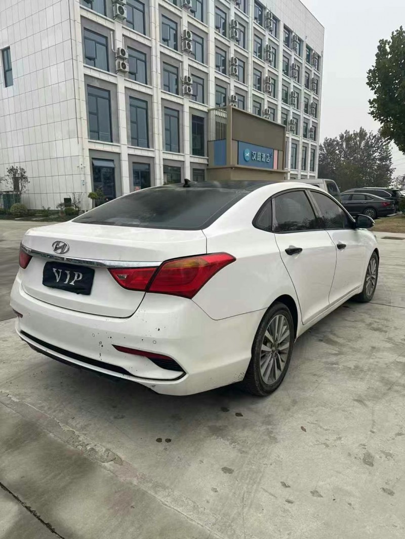 徐州17年现代名图4