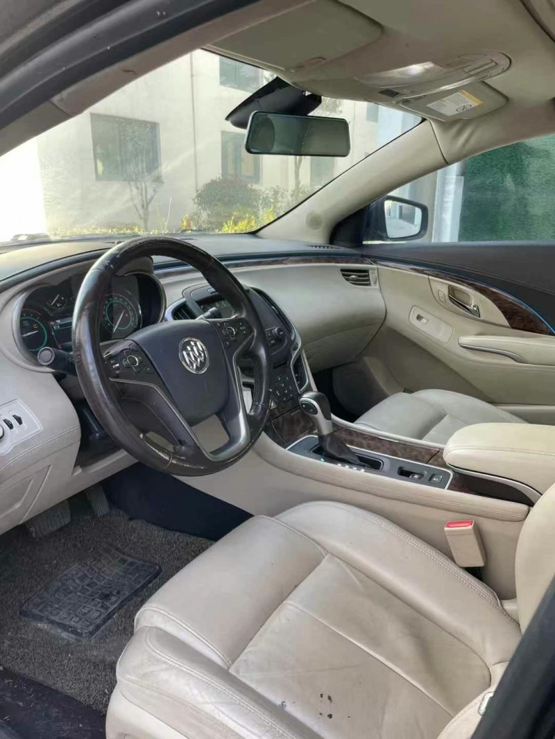 徐州14年别克君越4