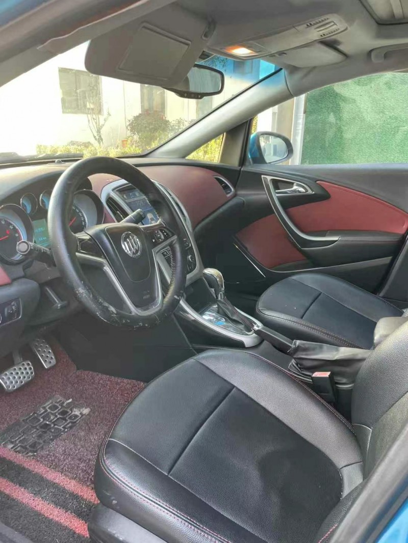 徐州11年别克英朗8