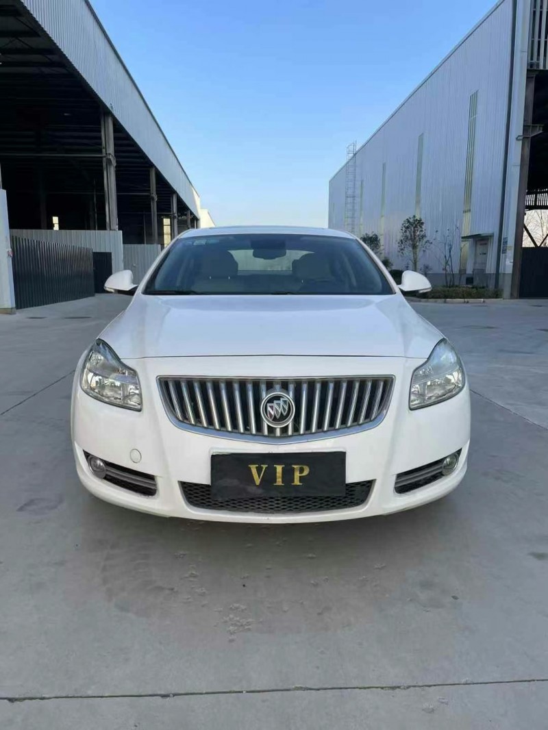 徐州12年别克君威1