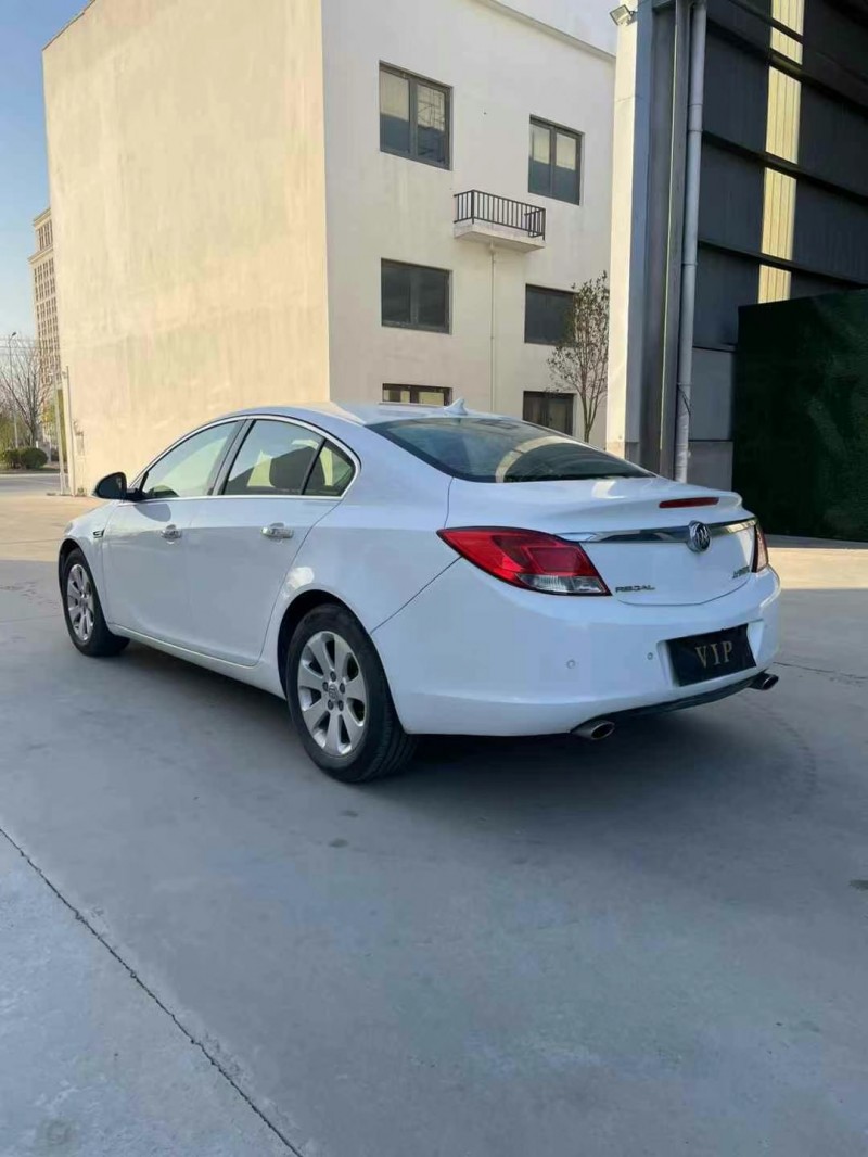 徐州12年别克君威4