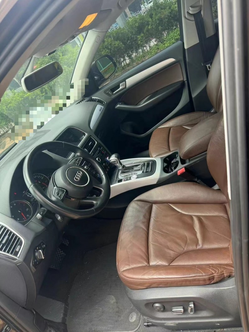 青岛14年奥迪Q56