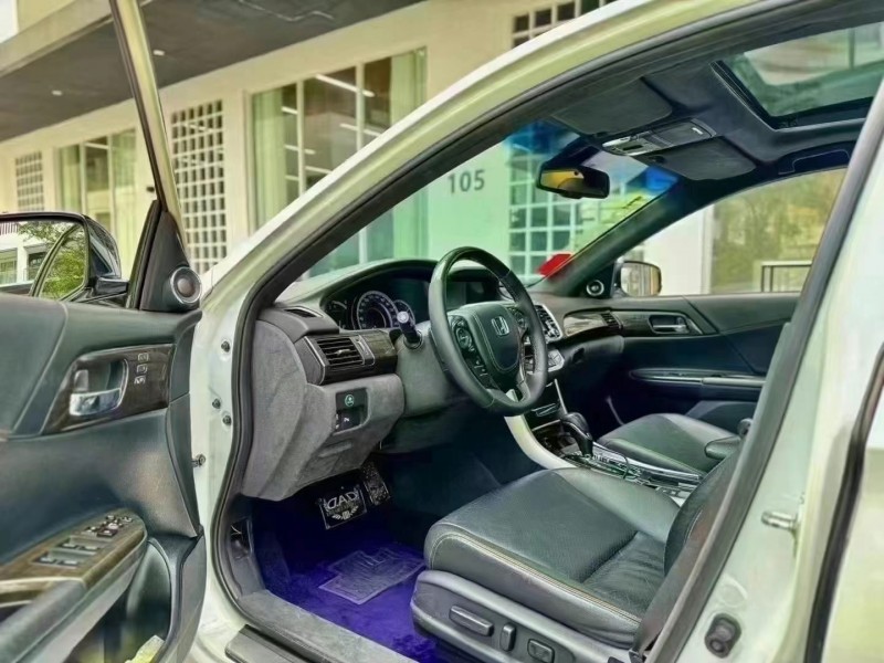 广州16年本田雅阁3