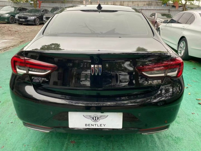 广州23年别克君威5