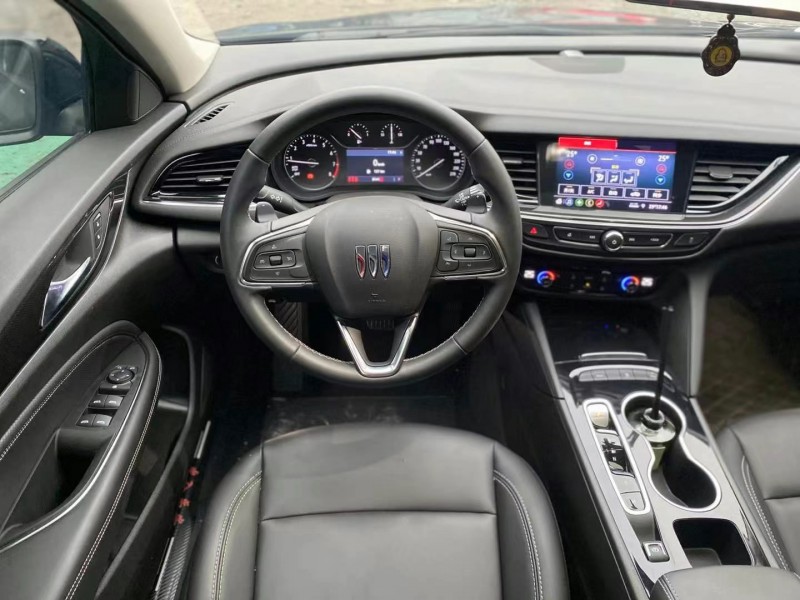 广州23年别克君威9