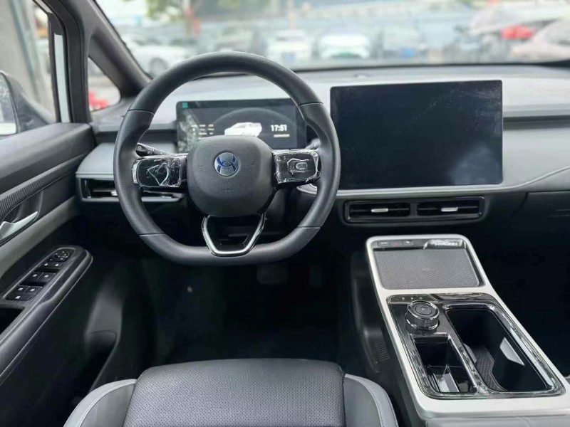 廣州24年合創汽車Z037
