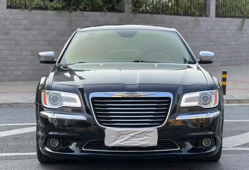 鄭州14年克萊斯勒300C1