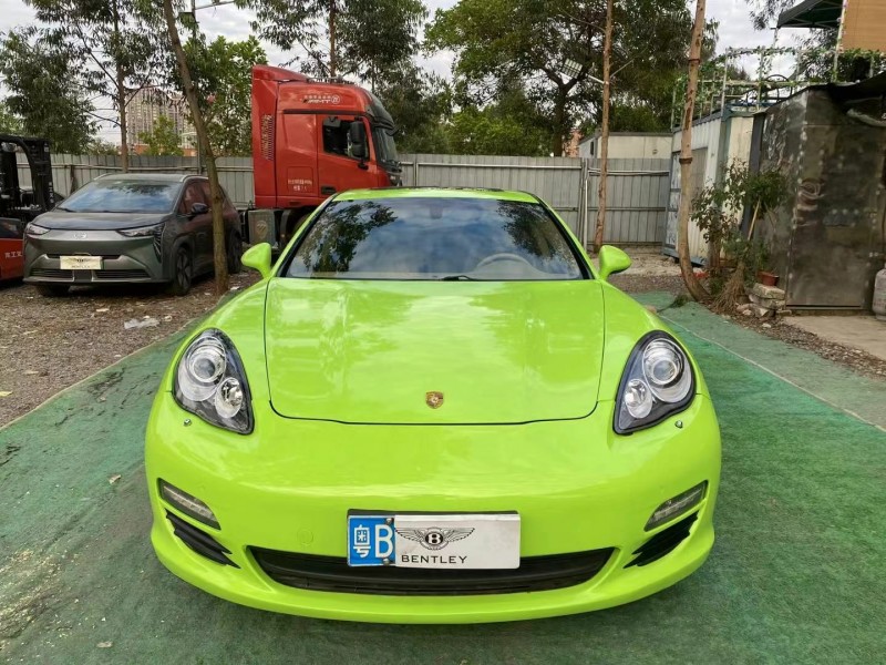 广州12年保时捷帕拉梅拉1