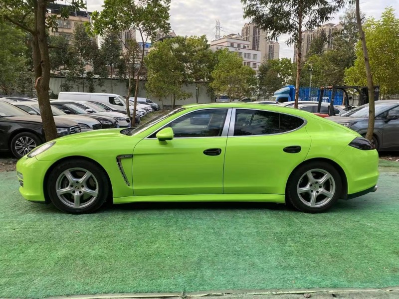 广州12年保时捷帕拉梅拉4