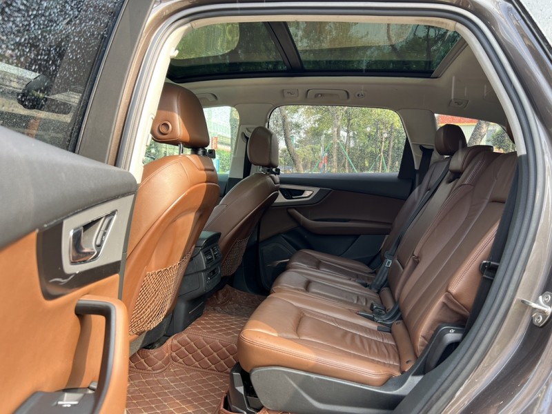 东莞17年奥迪Q74