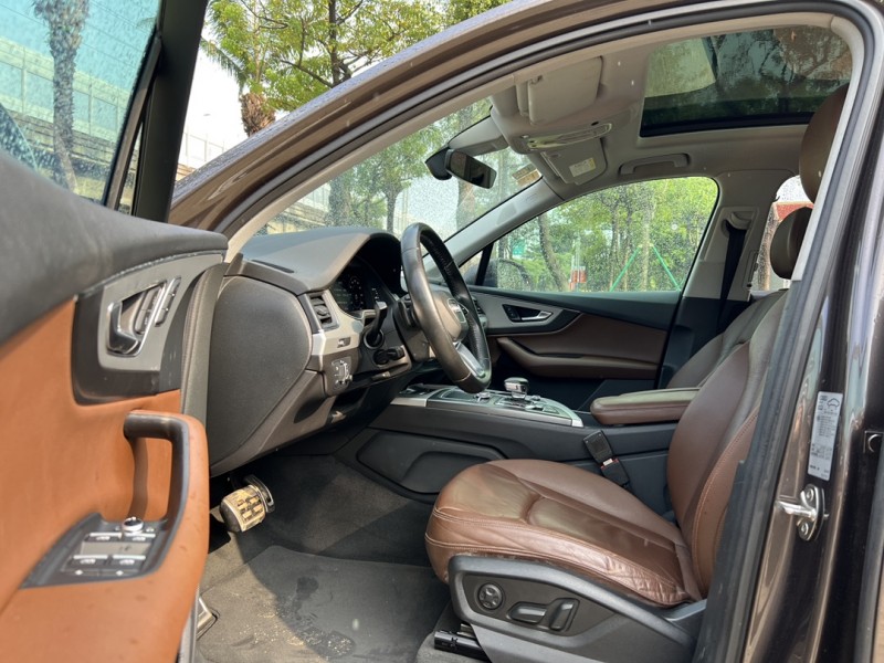 东莞17年奥迪Q77