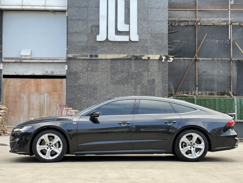 东莞21年奥迪A7L8