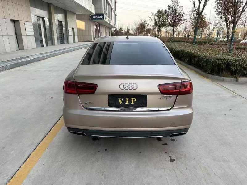 济宁17年奥迪A6L9