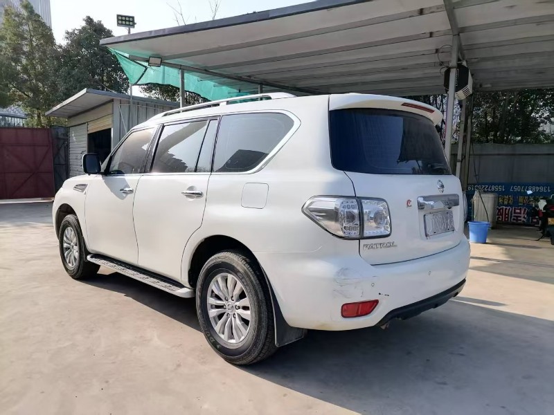 昆明17年日產途樂2