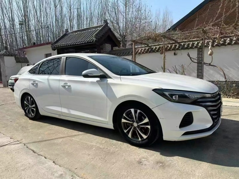 濱州20年長安汽車逸動2