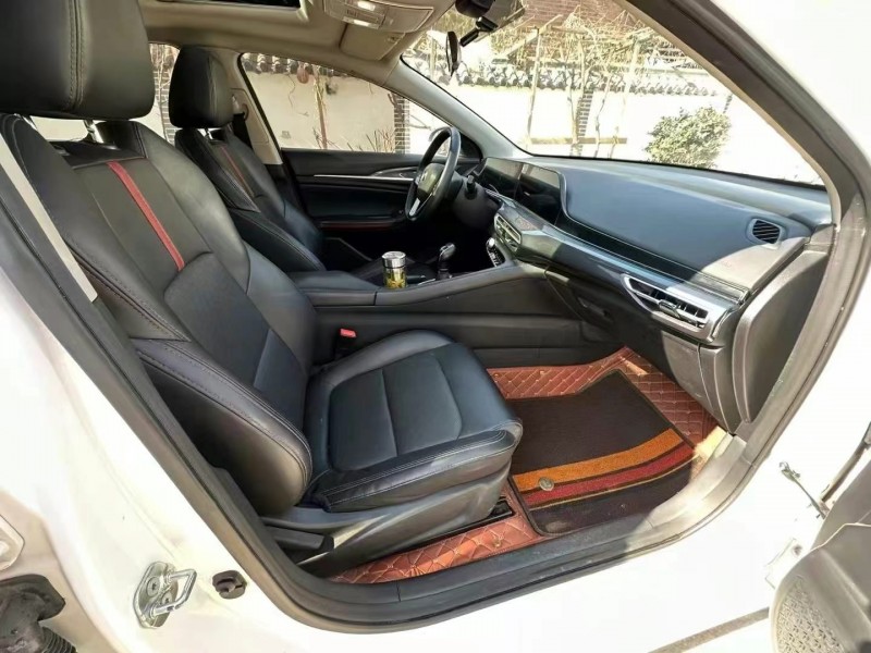濱州20年長安汽車逸動6