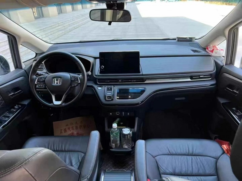 济宁22年本田艾力绅4