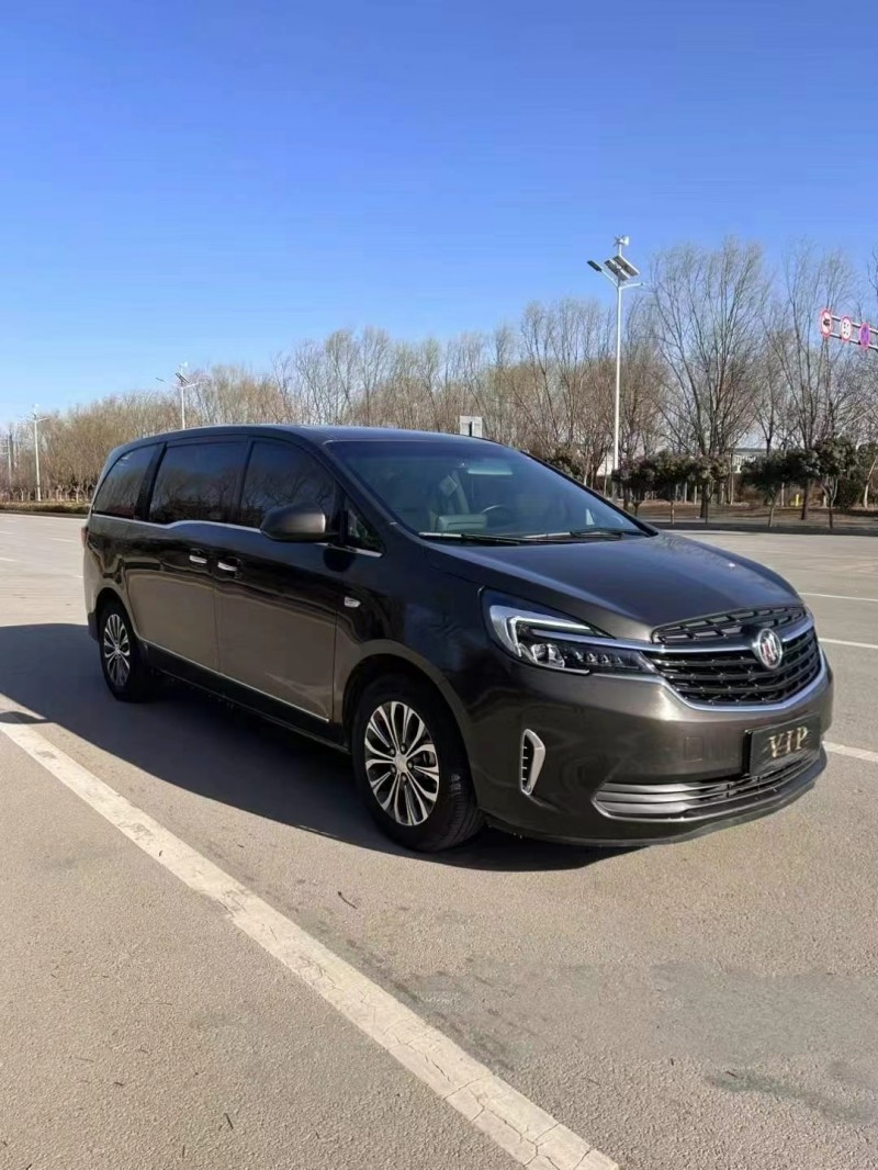 枣庄21年别克GL82