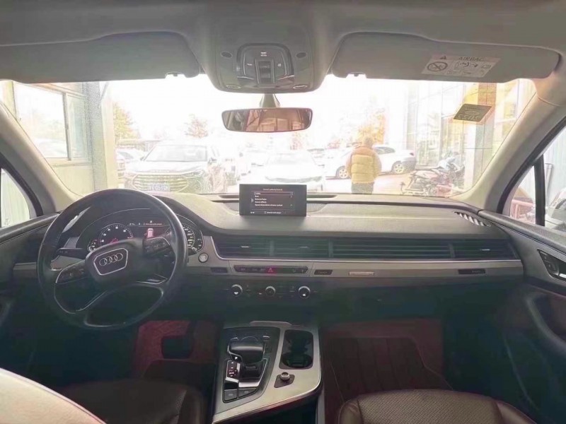 济宁16年奥迪Q74