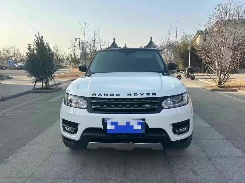 青岛16年路虎揽胜运动1