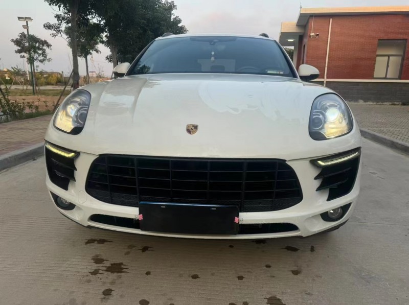 三明17年保時捷Macan1