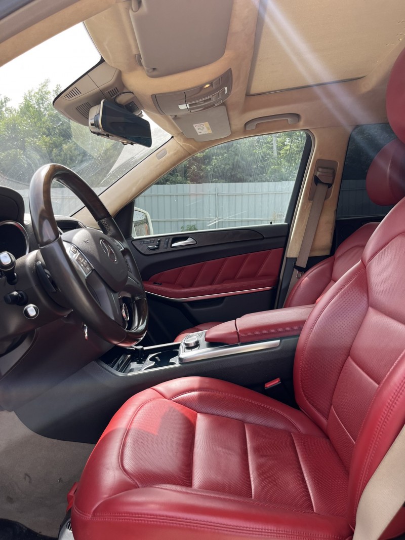 武汉17年奔驰罗伦士6