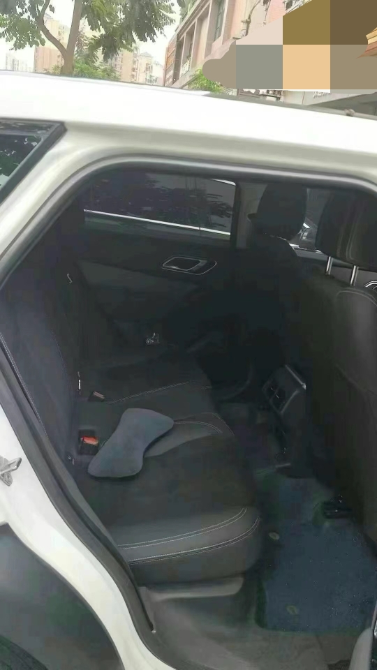 广州19年路虎揽胜星脉8