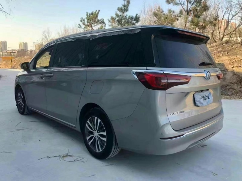 青岛23年别克GL87