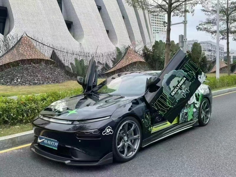 深圳21年小鵬汽車p73